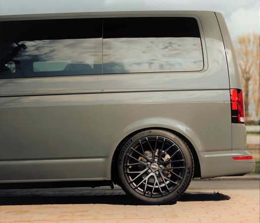 9x20 ET39 Twin-Monotube-Projekt-20.2 Alufelge schwarz matt für VW T5